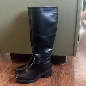 Elegant Black Women's Knee-High Boots